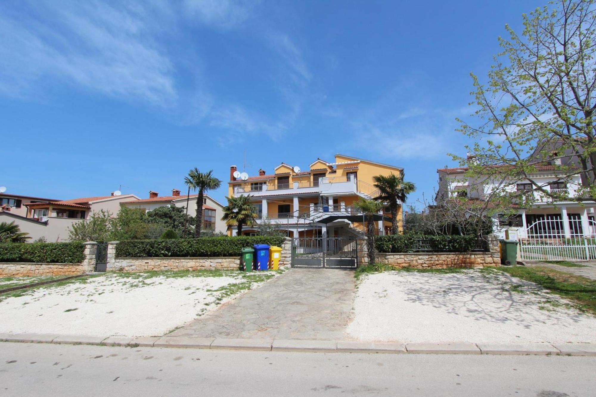 Apartments Malvina Rovinj Bagian luar foto