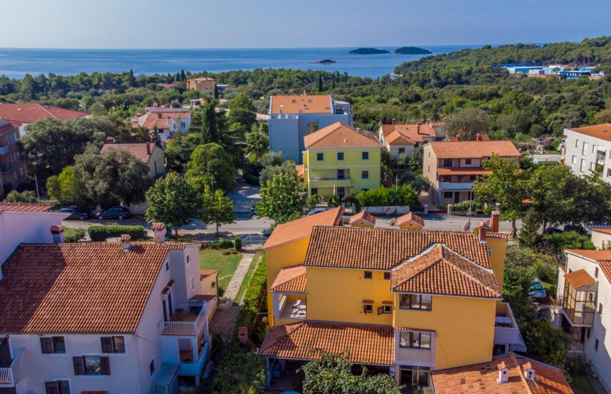 Apartments Malvina Rovinj Bagian luar foto